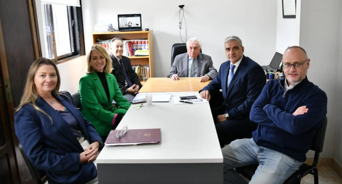 El Superior Tribunal de Justicia se reunió en Villa Paranacito y juró la nueva jueza de Paz