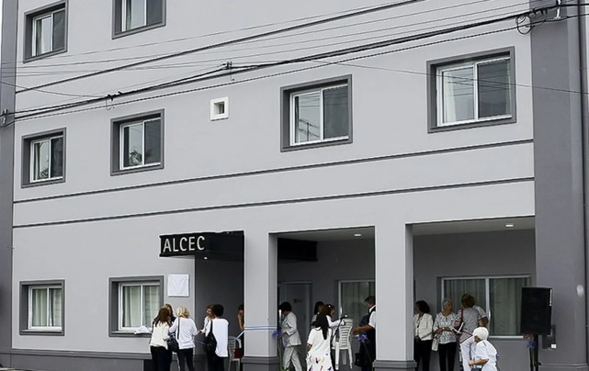 ALCEC decidió poner a la venta el Hogar de Tránsito y reinvertirá los fondos en tecnología y mejoras ALCEC decidió poner a la venta el Hogar de Tránsito y reinvertirá los fondos en tecnología y mejoras