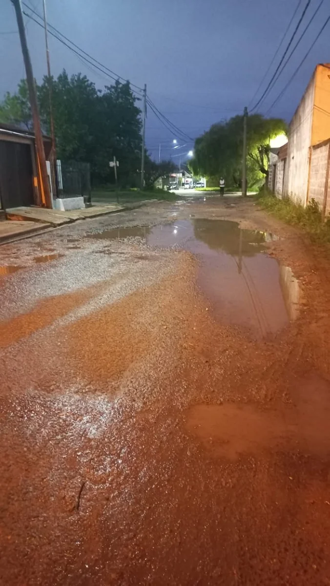 Reclamos vecinales por el estado intransitable de la calle 12 del Oeste Norte Bis