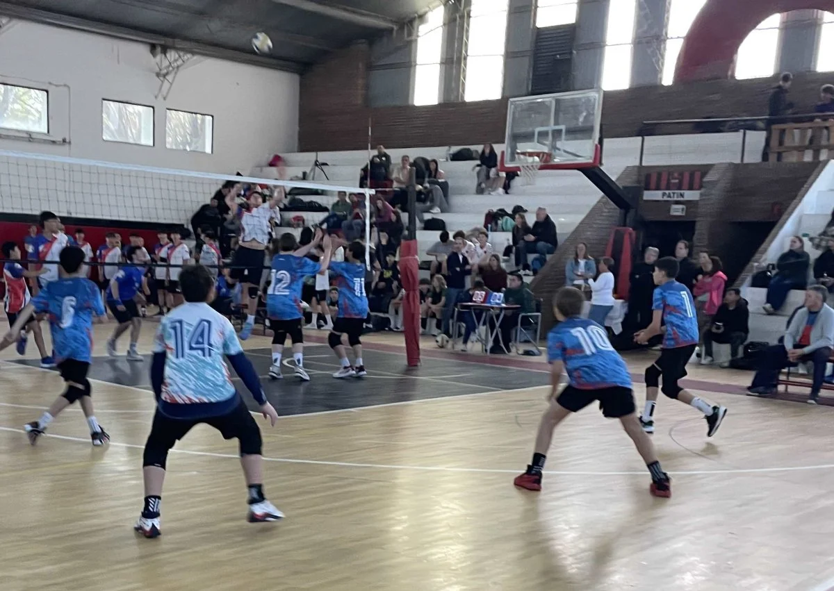 Rivadavia celebró un fin de semana de festejos en el vóley entrerriano Rivadavia celebró un fin de semana de festejos en el vóley entrerriano